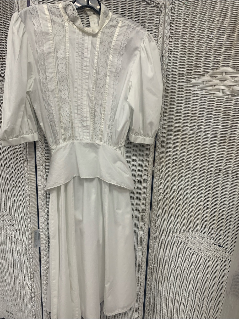 Gunne Sax vintage White Lace-Panel Midi Dress with Peplum